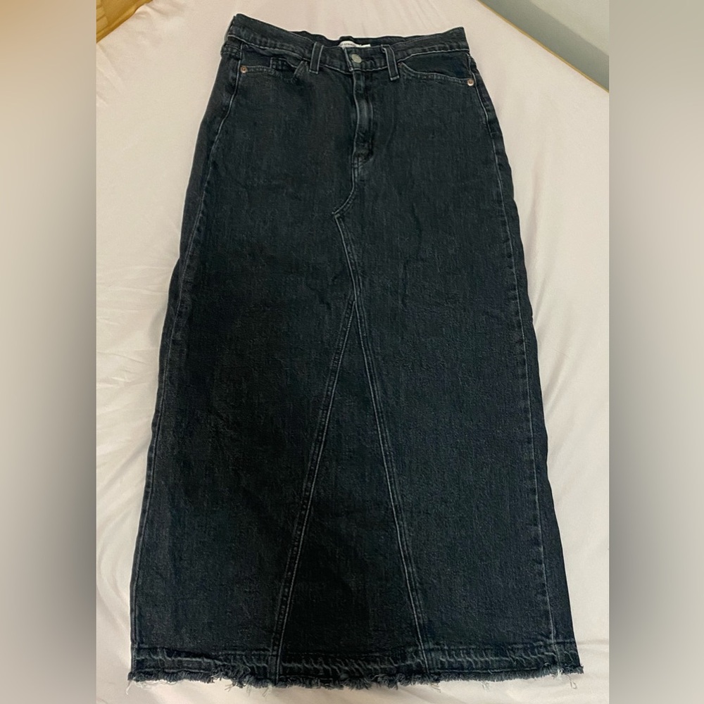 Levi's Dark Gray Denim Skirt